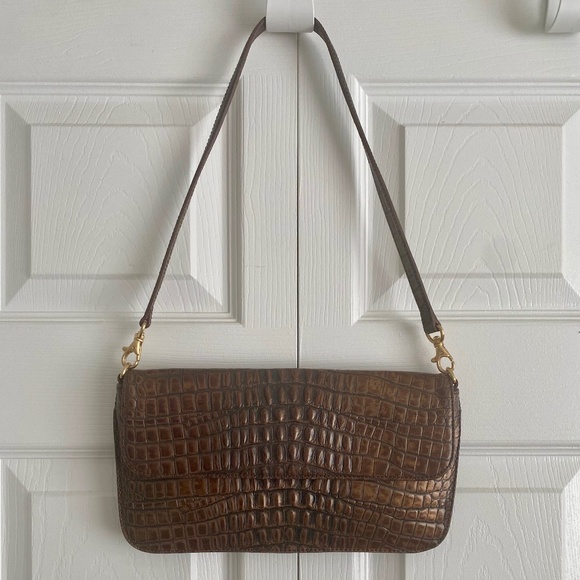 Preston & York Embossed Faux Crocodile Shoulder Bag - Picture 1 of 5